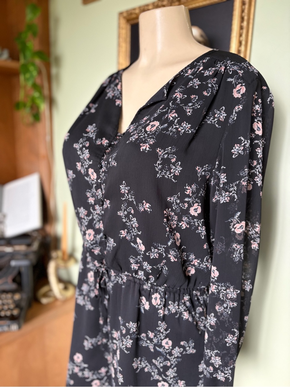 Mossimo Supply Co. Black Floral Long-Sleeve Shorts Romper Size L Cottagecore - Picture 4 of 16